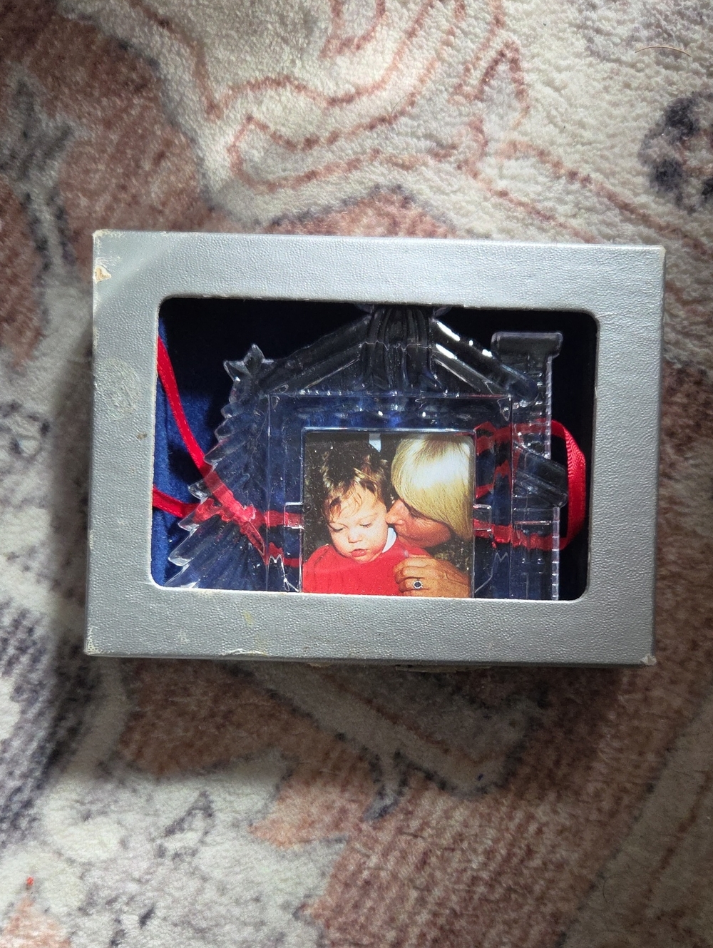 NIB Vintage Mikasa Winter Magic Chalet Frame Ornament